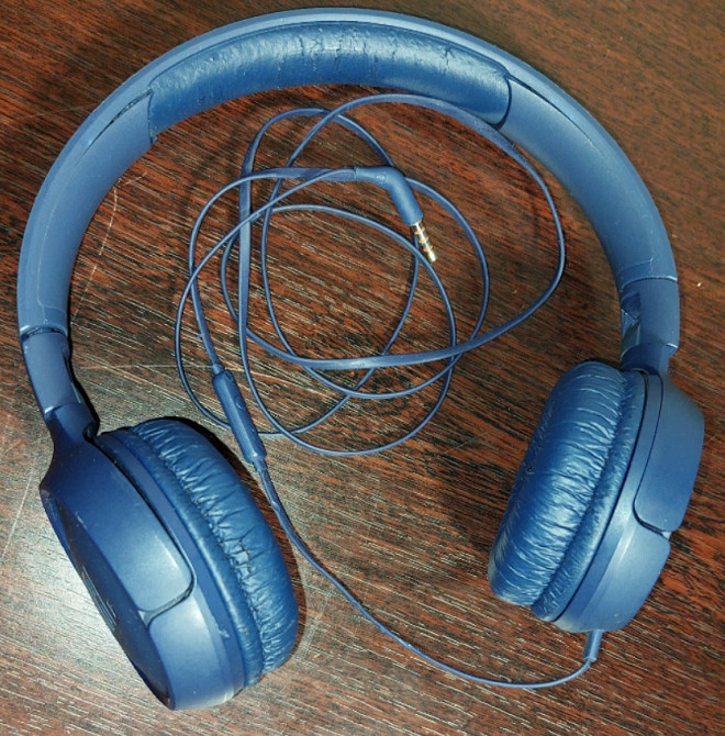 Навушники JBL T500