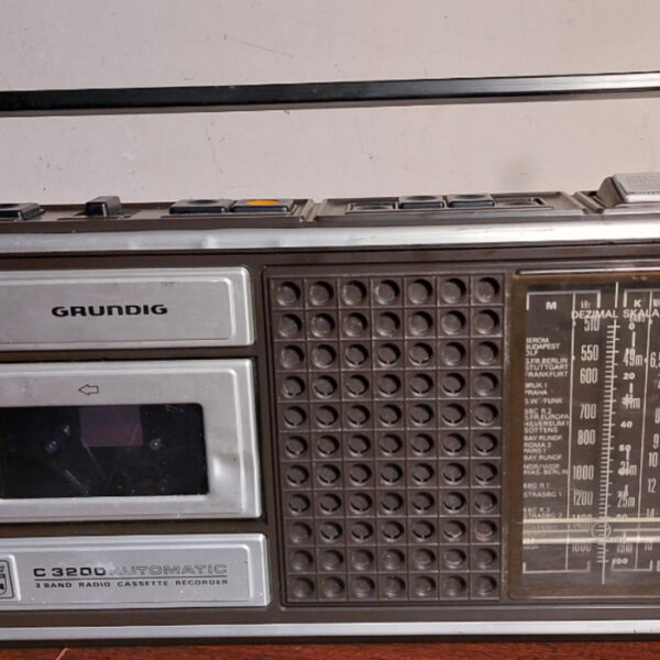 Grundig C-3200K