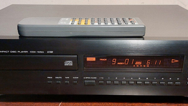 Yamaha CDX-1050