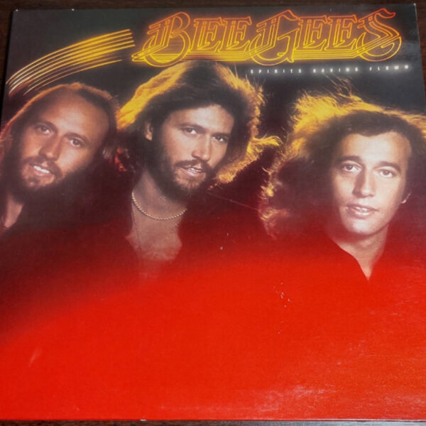 Bee Gees – Spirits Having Flown